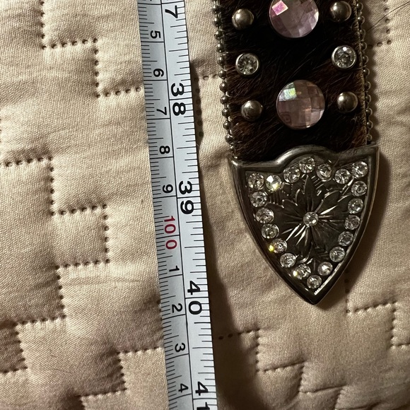 Cowhide Belt - Picture 5 of 10